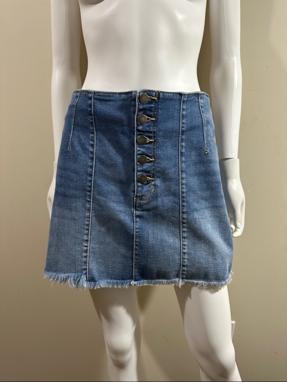 Altar’d State Medium Woman’s Classic Blue Denim Button-Front Mini Skirt